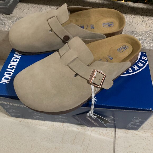 Birkenstock Women's Tan Suede Platform Shoes - Picture 5 of 6